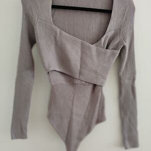 Abercrombie & Fitch Ribbed Scoop Neck Bodysuit in Grey